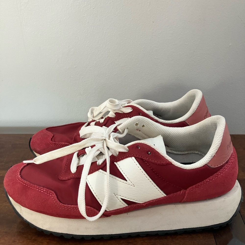 New Balance Women’s 237 Shoes